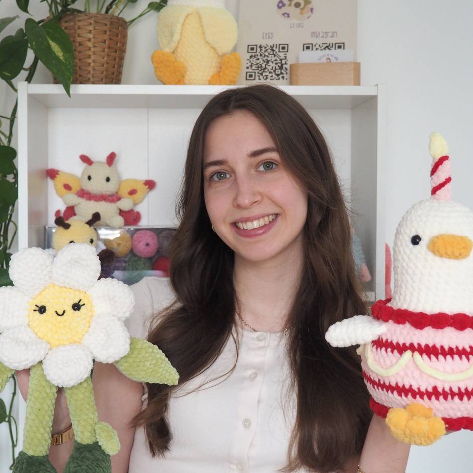 Radevormwalderin veröffentlicht erstes Buch: Der Traum, vom Häkeln leben zu können