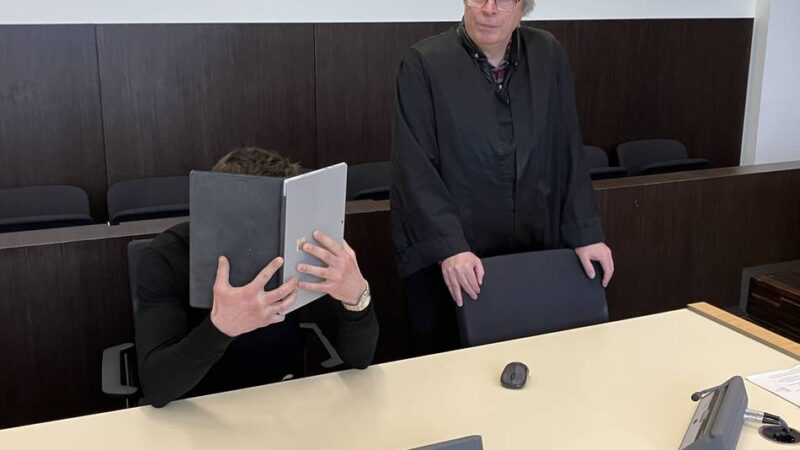 Prozessauftakt in Düsseldorf: Mann soll mit fast 90 Kilogramm Marihuana gedealt haben – aus dem Gefängnis