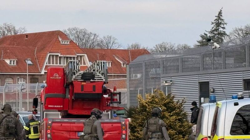 Großeinsatz in Bedburg-Hau: Sicherheitsstörung an der LVR-Klinik – Spezialeinheiten nehmen 38-Jährigen fest