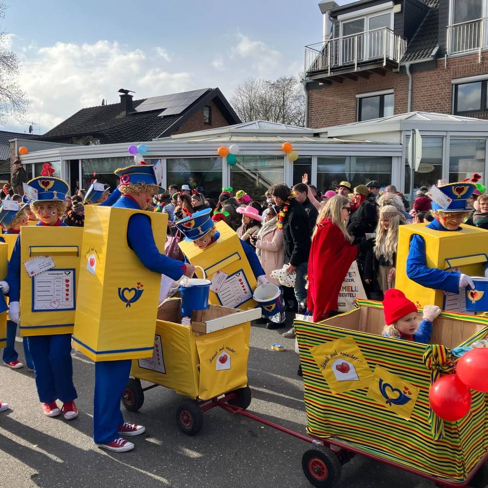 Polizei zieht Bilanz vom Karnevalssamstag: Jecken feierten friedlicher als im Vorjahr