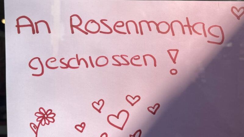 Regen hemmt Shopping-Stimmung: Einkaufen an Rosenmontag – Konzept bleibt in Neuss ohne Erfolg