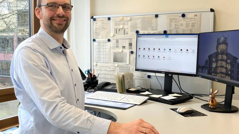 „Hier zu arbeiten ist einfach“: Der Lehrer, der einmal Finanzbeamter war