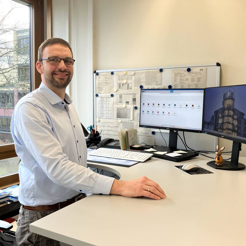 „Hier zu arbeiten ist einfach“: Der Lehrer, der einmal Finanzbeamter war