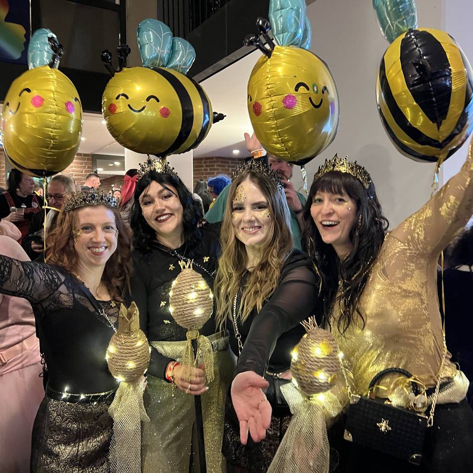 Altweiber 2026: So schön war der Rathaussturm in Wesel