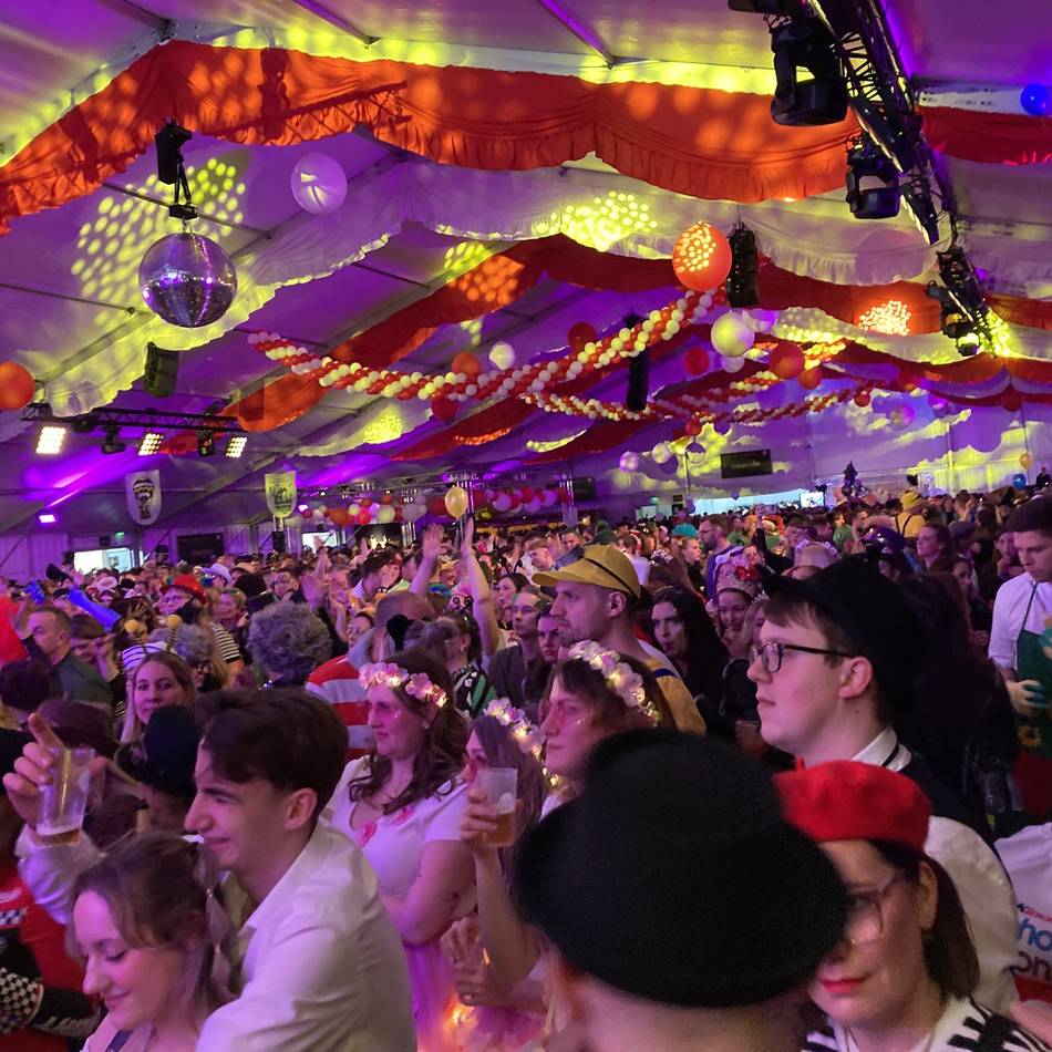 Karnevalpartys im Kreis Kleve: Wo im Kreis Kleve Karneval gefeiert werden kann