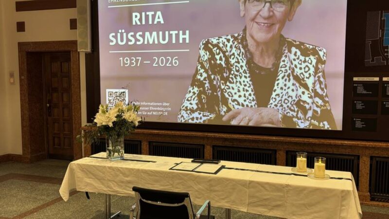 Beisetzung und Trauerstaatsakt in Berlin: Neuss verabschiedet Rita Süssmuth