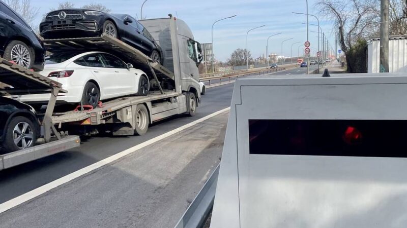 „Entwicklung ist bedenklich“: Erste Bilanz zur Theodor-Heuss-Brücke – rund 1500 zu schwere Lkw am Tag