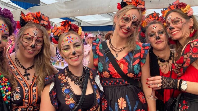 Zweite Sitzung 2026 in Mönchengladbach: Hausfrauen in Holt feiern das Leben und die Freundschaft