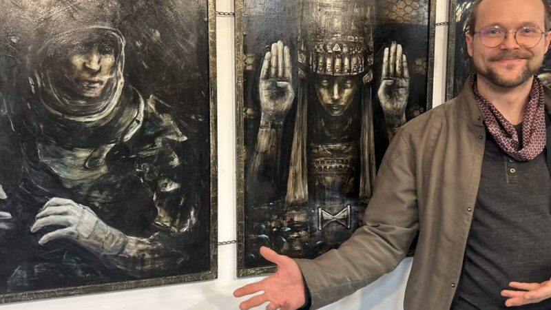 Ausstellung in Dormagener Glasgalerie: Vom Moment zwischen Bewegung und Ruhe