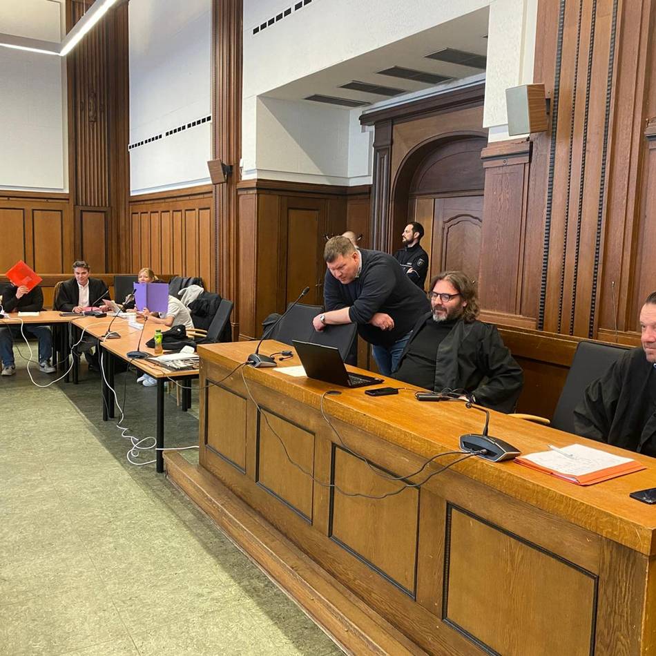 Menschenraub-Prozess in Mönchengladbach: Sechs Angeklagte zu hohen Haftstrafen verurteilt