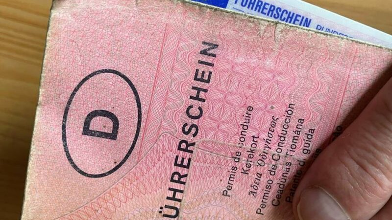 Führerschein-Umtausch im Kreis Viersen: Tausende Autofahrer noch mit altem Lappen unterwegs