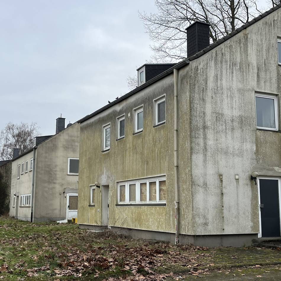 „Engländerhäuser“ in Goch: Nisten Tiere in den verlassenen Häusern an der Moyländer Straße?
