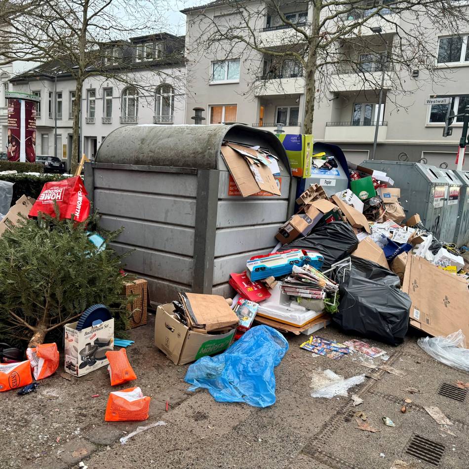 Wilde Müllkippen in Krefeld: Darum ging es beim Sauberkeitsgipfel im Rathaus