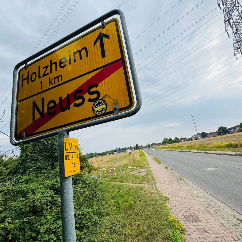 Thema im Beschwerdeausschuss in Neuss: Bald Tempo 20 im Holzheimer Ortszentrum?