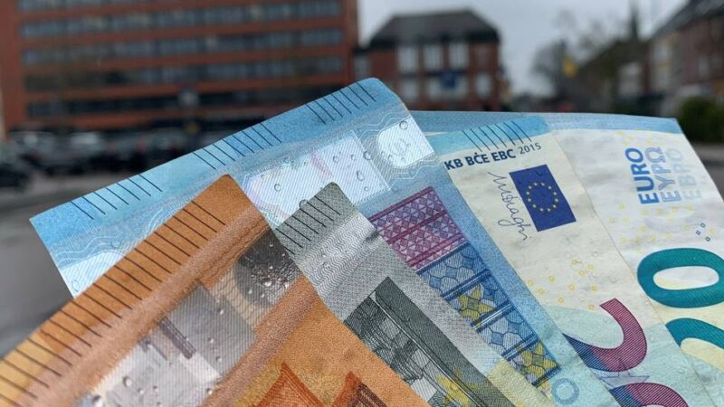 Spar-Haushalt in Kevelaer: Tiefe Einschnitte bei Familie und Soziales – darum hat der Bürgermeister trotzdem dafür gestimmt