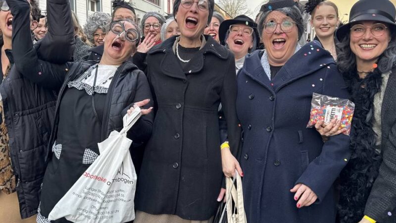 Altweiber in Xanten: Rathaussturm der Möhnen steht an – Bürgermeister zeigt sich kämpferisch