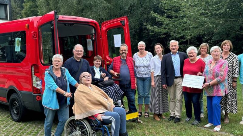 Schlaganfallhilfe in Wermelskirchen: Wunscherfüller auf vier Rädern sucht neuen Namen