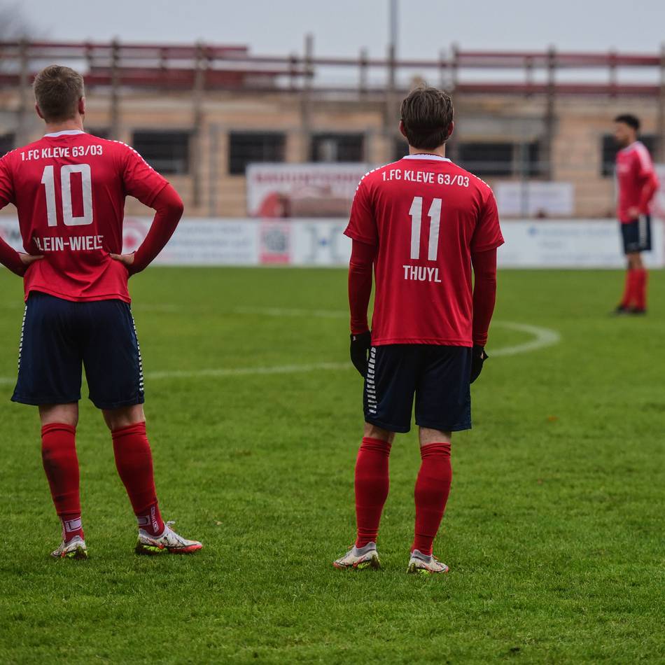 Georg Mewes: „Wir liegen so richtig im Dreck“: Das spricht trotz des Fehlstarts ins Jahr 2026 für den Klassenerhalt des 1. FC Kleve