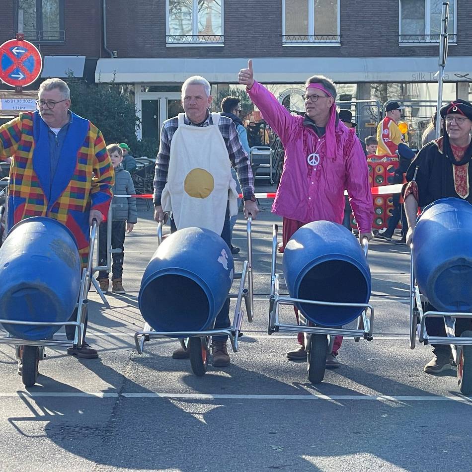 Karneval in Meerbusch: Büdericher Schützen laden zum Tonnenrennen ein