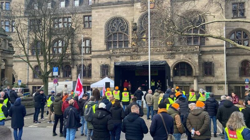 Warnstreik bei der DVG: „Die Belastung der Beschäftigten ist extrem hoch“
