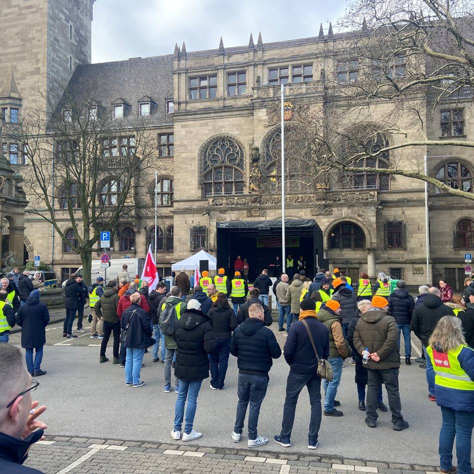 Warnstreik bei der DVG: „Die Belastung der Beschäftigten ist extrem hoch“