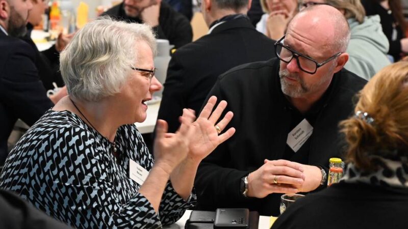 Unternehmerfrühstück der Stadt Hückeswagen: „Die Zukunft entsteht im Dialog“