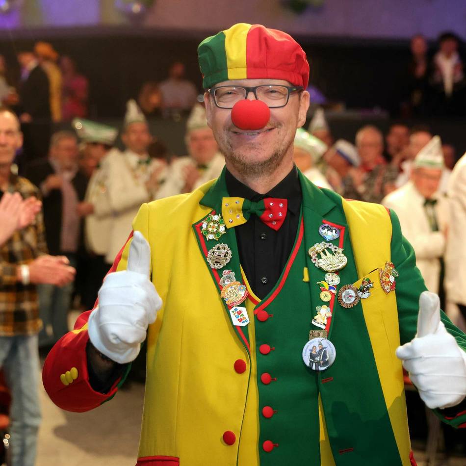 Karneval in Leverkusen – Session 2025/26: Pänz, Predigt, Planschemalöör – das jecke Wochenende