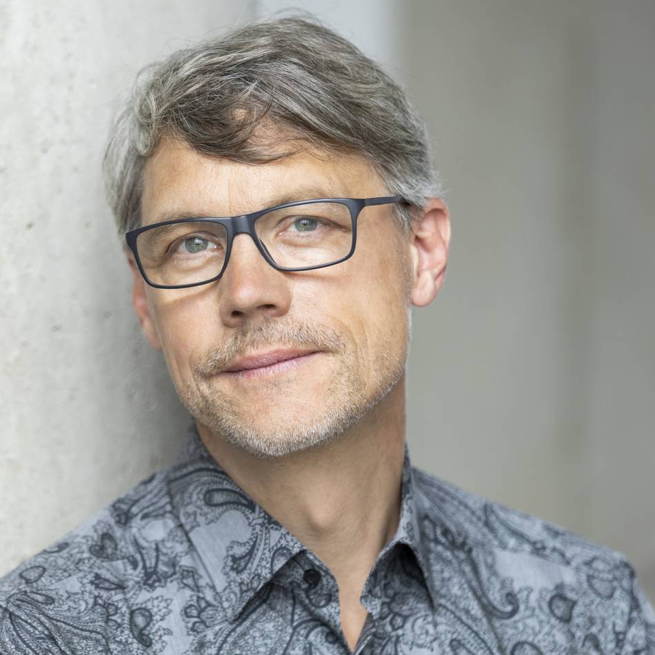 Bekannt aus dem Fernsehen: Kabarettist Christoph Sieber am 27. Februar im Stadttheater Emmerich