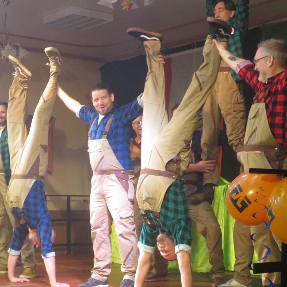 Karneval in Menzelen: Volles Haus bei der ersten Familiensitzung