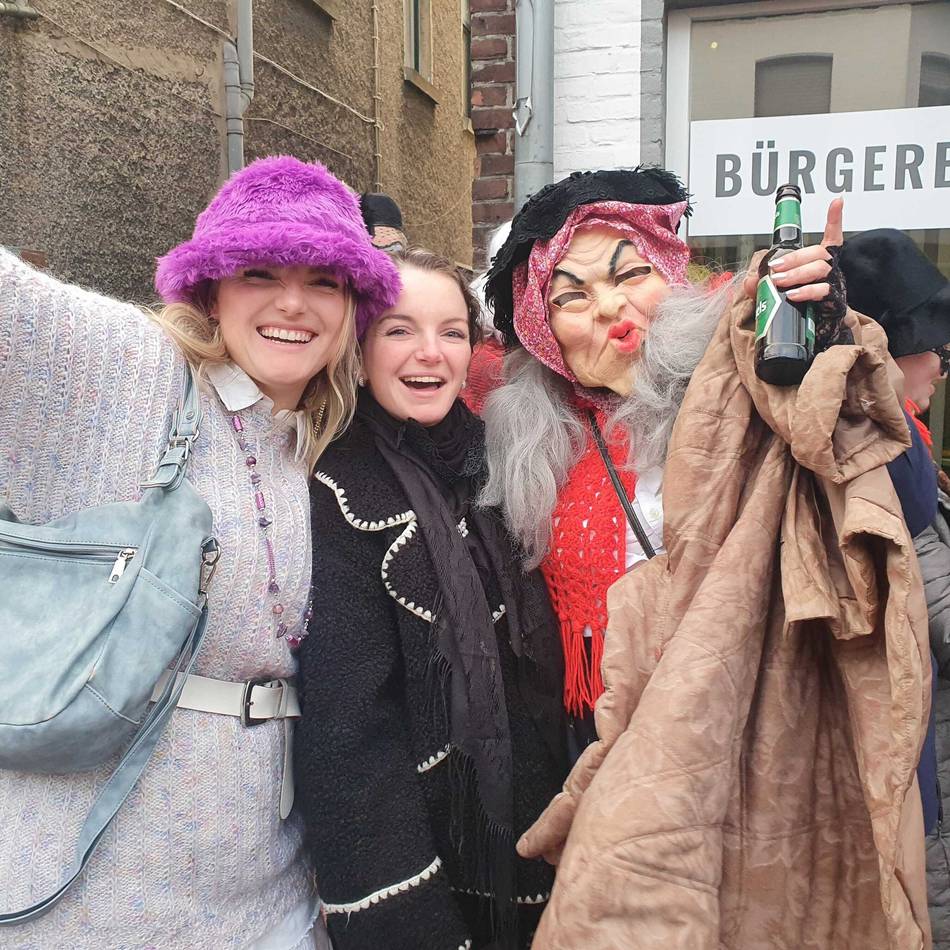 Altweiber 2026 in Sonsbeck: So feiern die Möhnen im eroberten „Tanzschuppen“