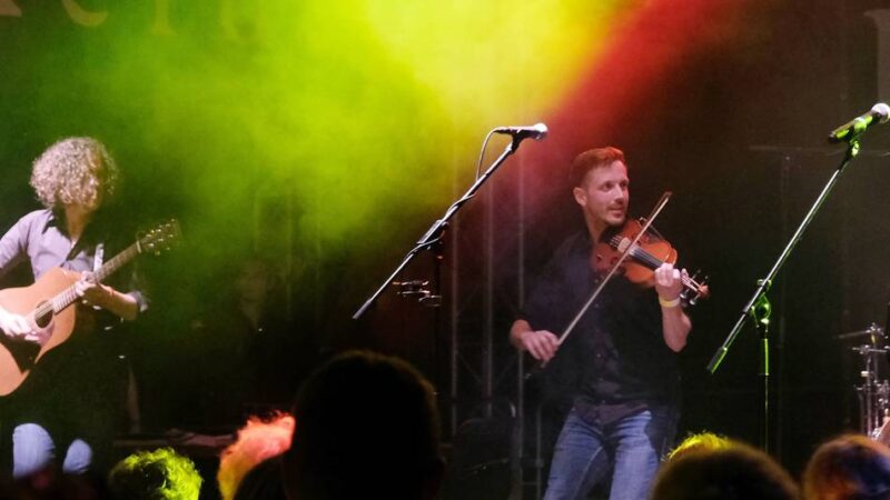 Livemusik in Ratingen: Handgemachte Musik und Jam Sessions im Talschlösschen