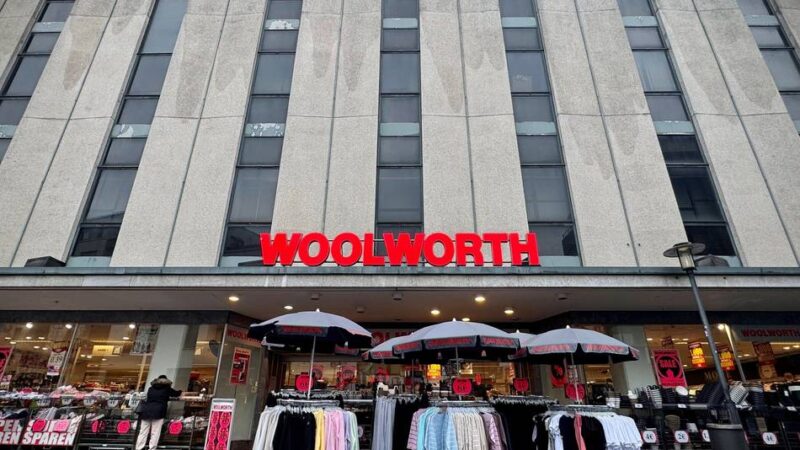 Rückzug von der Niederwallstraße in Neuss: Woolworth macht Standort in der Innenstadt dicht
