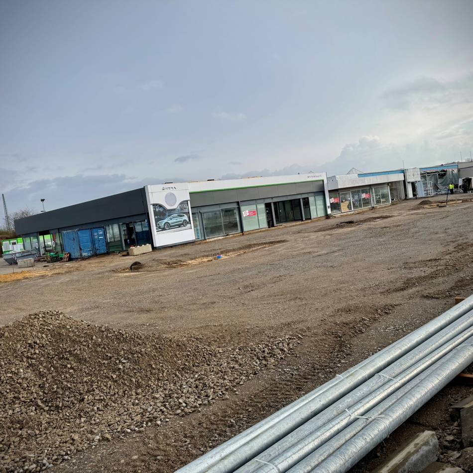 Fläche im Norden der Stadt: Großes Fitnessstudio eröffnet in Neuss – „Das ist für uns ein Meilenstein“