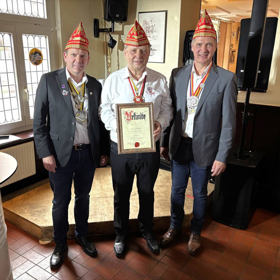 Karneval in Goch: Franz van Berkum jetzt Senatsmitglied bei den „Rot-Weißen“