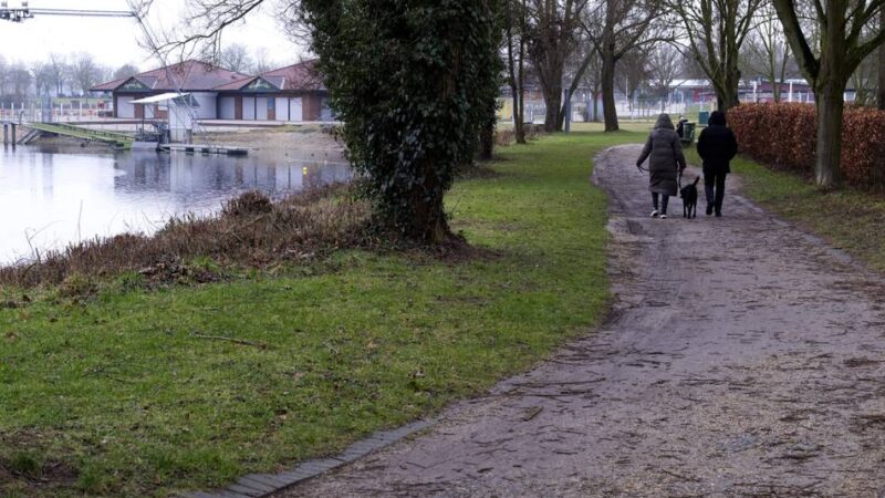 FZX schafft dafür Maschinen an: Wege an Xantener Nord- und Südsee sollen ausgebessert werden