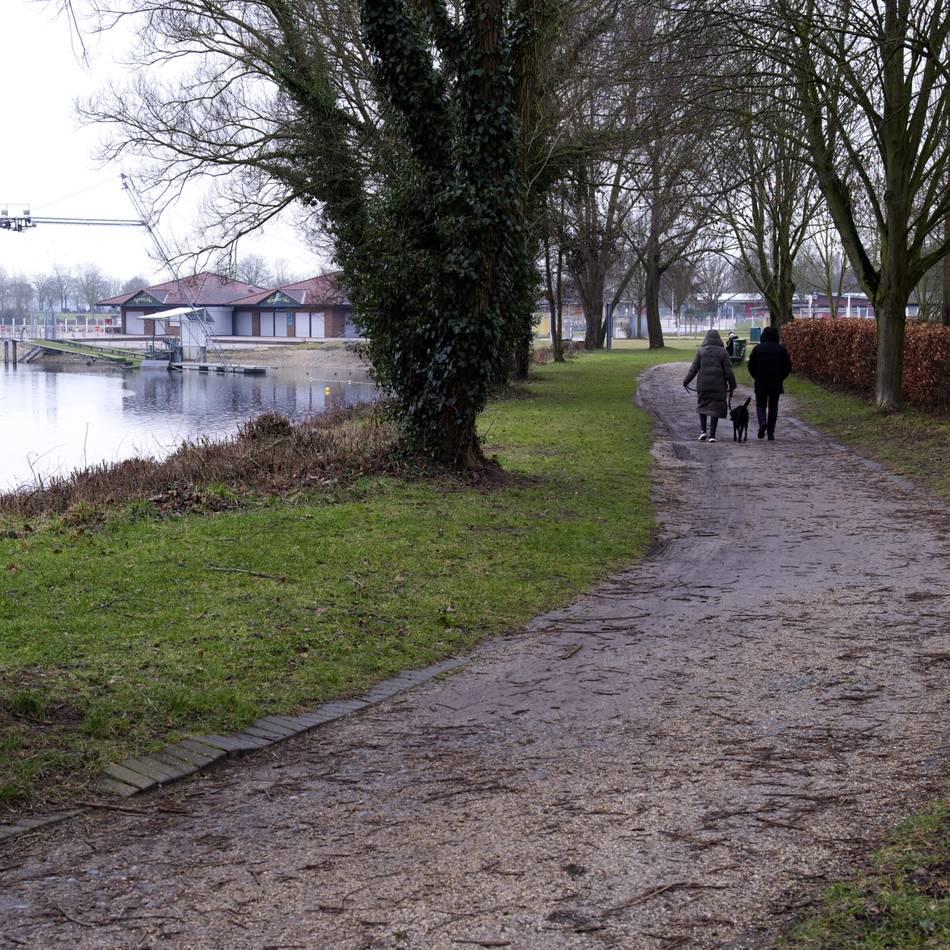FZX schafft dafür Maschinen an: Wege an Xantener Nord- und Südsee sollen ausgebessert werden