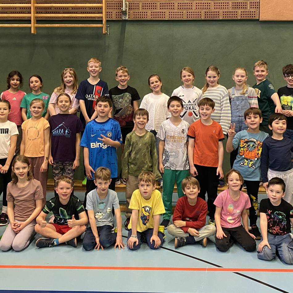 Eishockeyspieler in Mettmann: Mettmanner Grundschüler treffen auf zwei DEG-Profis