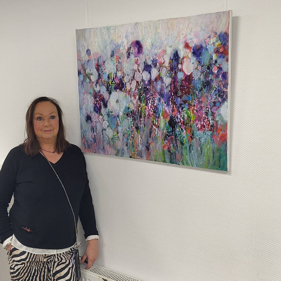 Neue Ausstellung im Hückeswagener Haus Zach: Ein Hauch von Frühling schwebt über dem oberen Island