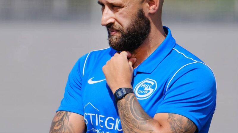 Wechsel in der Bezirksliga: Ex-Ratinger übernimmt Reusraths Rivale im Aufstiegskampf