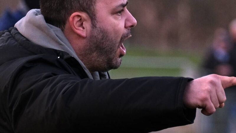 Noch vor dem Rückrunden-Start: Aus privaten Gründen – spontaner Trainerwechsel beim HSV