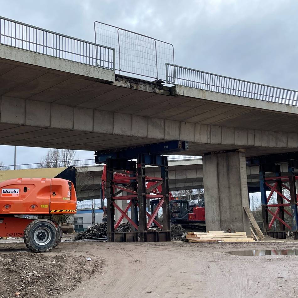Spektakuläre Maßnahme in Neuss: Abriss am Spaghettiknoten geht stockend voran