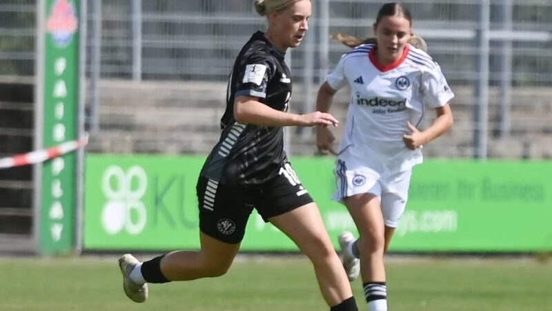 Die verflixte 32. Minute: VfR Warbeyen schrammt in Frankfurt am ersten Bundesliga-Sieg vorbei