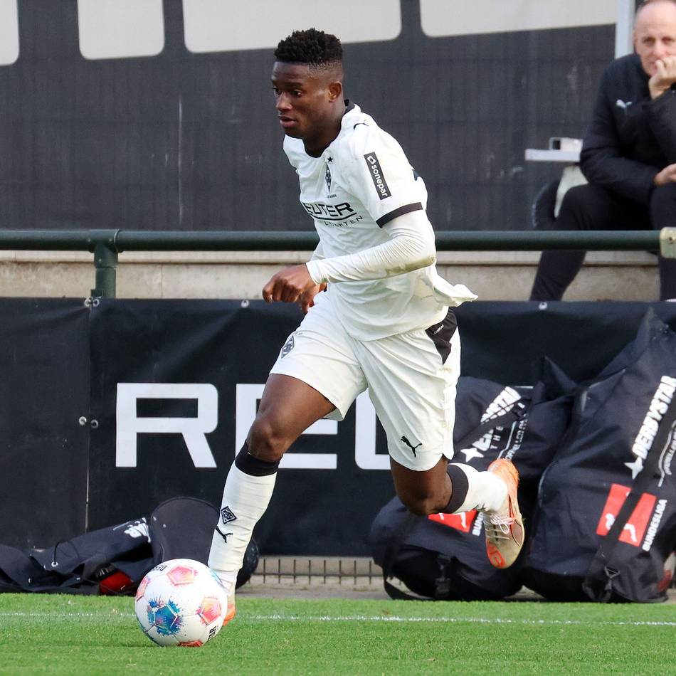 „Viel Qualität“: Kirch erklärt Borussias jungen Torjäger Iaia Manco Danfa