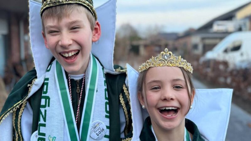 „Mama, ich möchte auch Prinzessin werden“: Ein Dorf und sein Kinderprinzenpaar