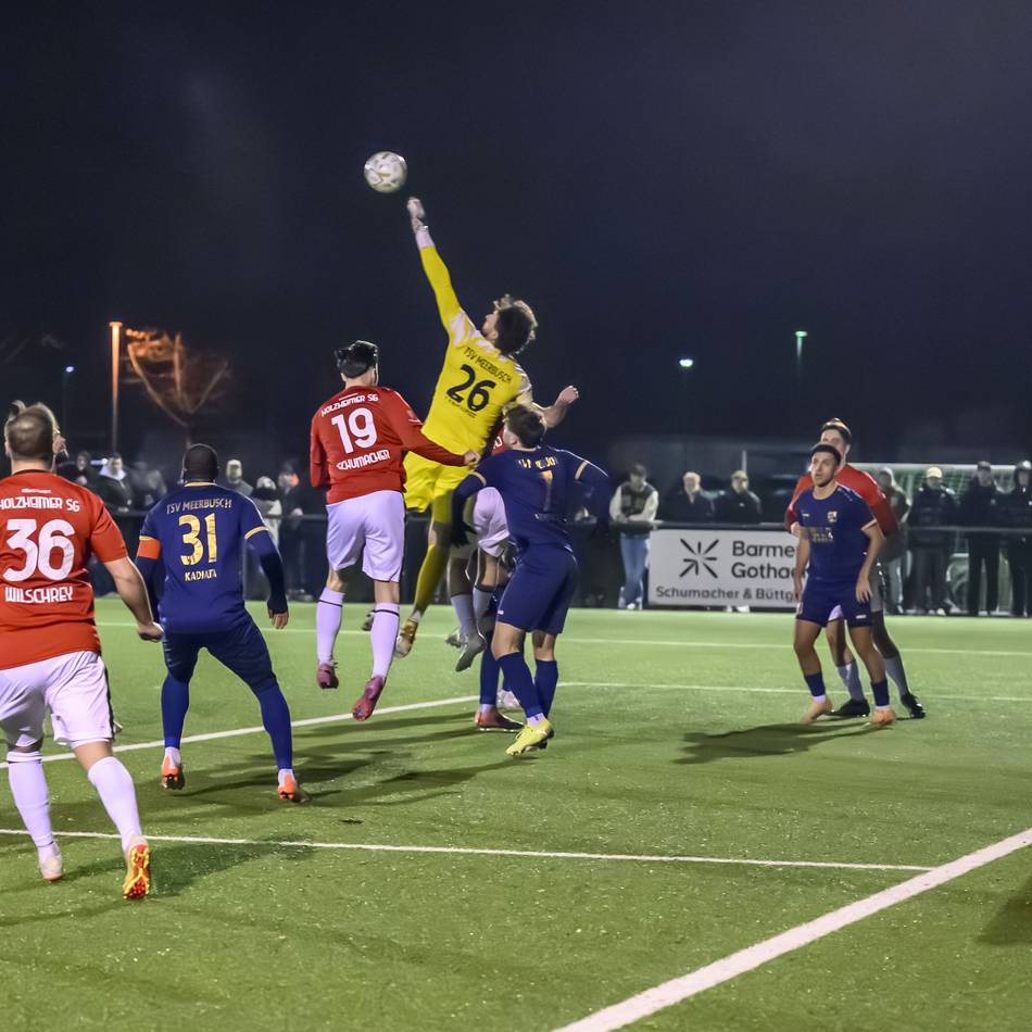 Fußball in Meerbusch: FCB patzt gegen Schlusslicht, TSV klettert
