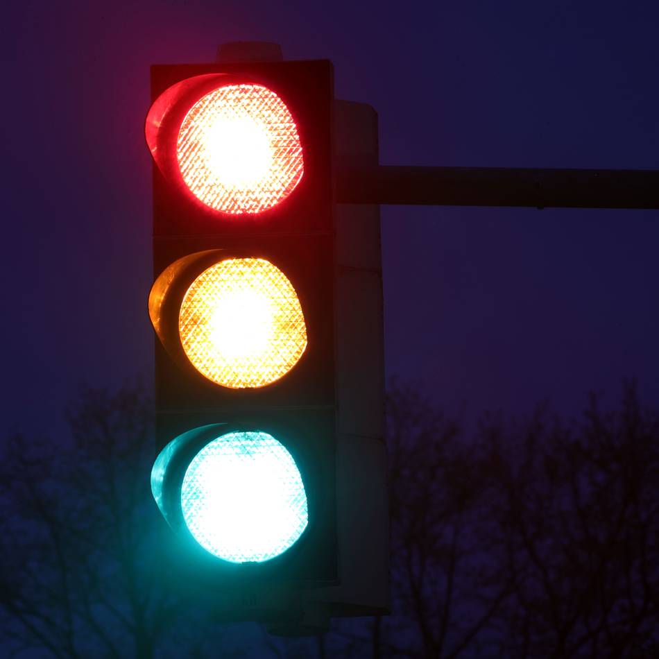 Kreuzung Bachstraße und Neuwerker Straße: Kreis Viersen erneuert Ampel an der Kreisstraße 18