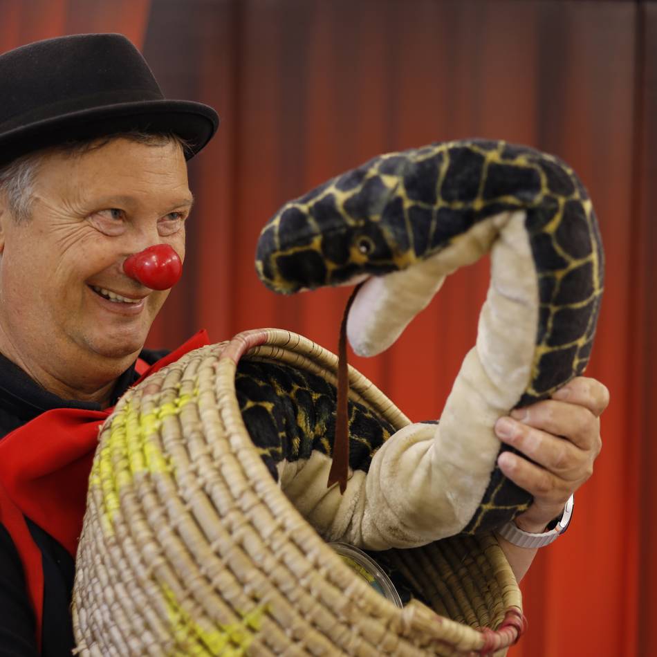 Hückeswagener Clown „Oh Larry“: Der Herr der wilden, jecken Meute