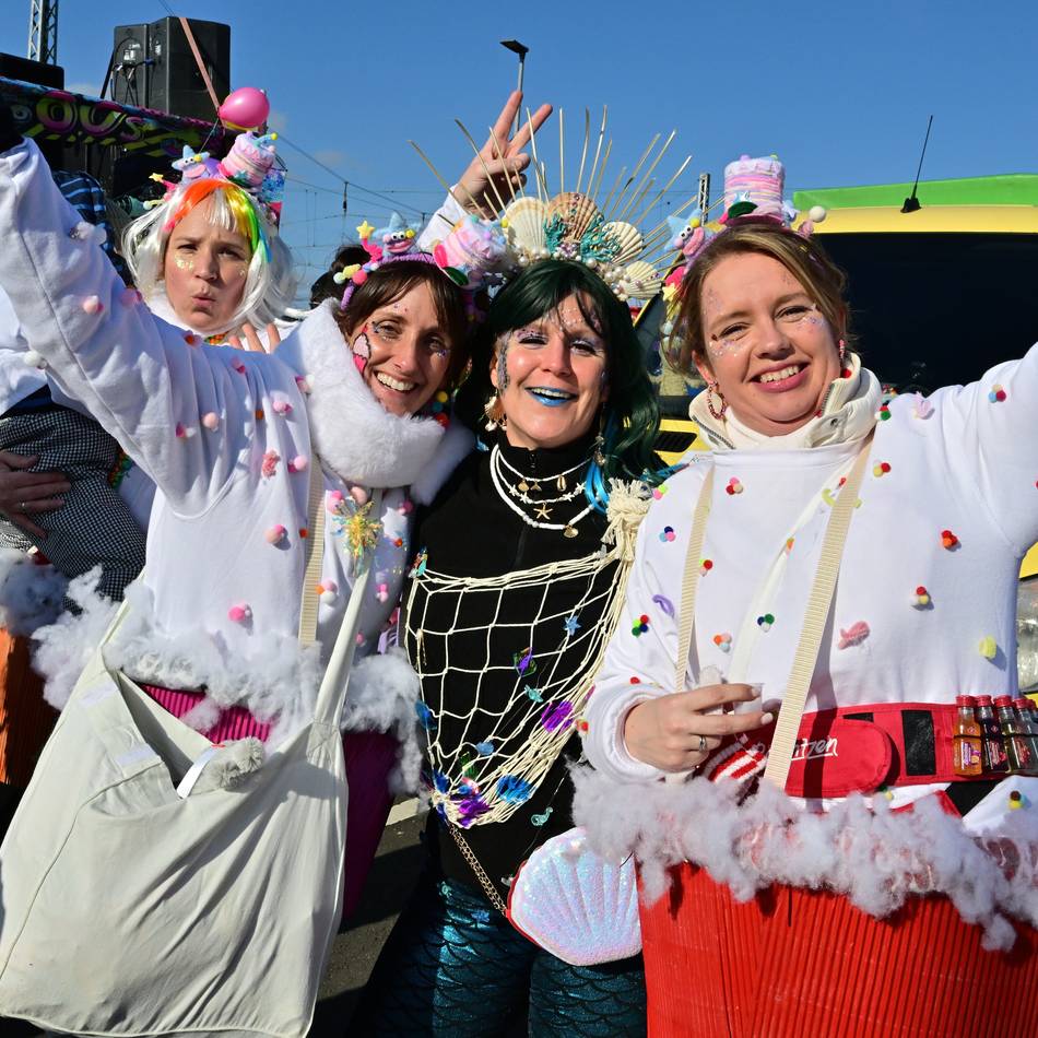 Am Sonntag in Rommerskirchen: Über 40 Gruppen beim Karnevalszug im „Sunnesching“