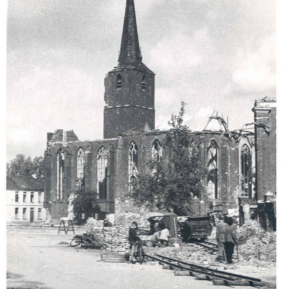 Vom Trümmerfeld zur Demokratie: Geldern erinnert an Zerstörung und Befreiung