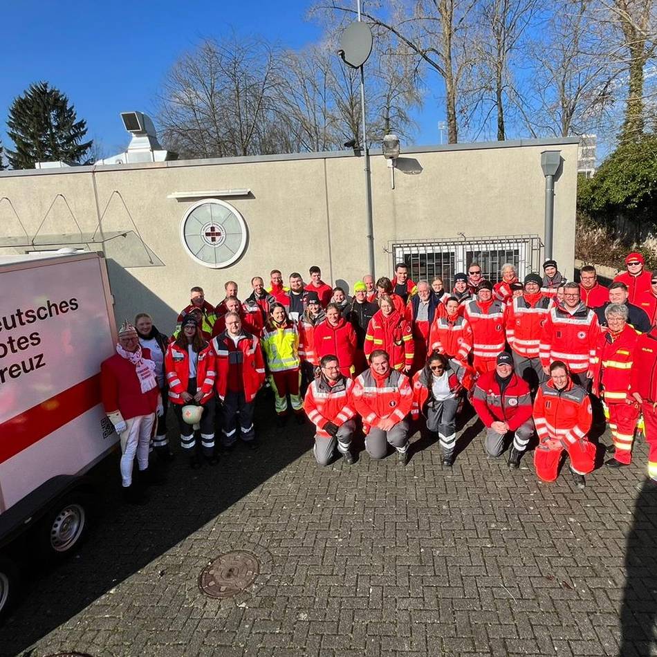 Bilanz für den Rheinisch-Bergischen Kreis: DRK stemmt Karnevalstage mit 148 Helfern